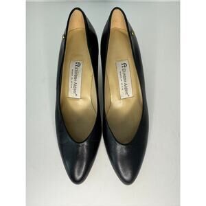 ETIENNE AIGNER Vtg Black Leather Pump 2.5" Heels Gold Metal Logo Classic! 6M